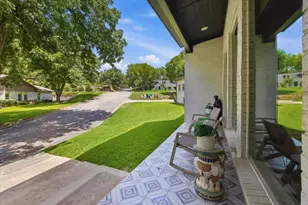 3751 Stoney Creek Ct, Fort Worth, TX 76116 - Photo 8