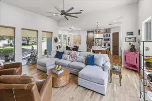 3751 Stoney Creek Ct, Fort Worth, TX 76116 - Photo 10