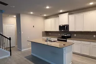 2940 Bluets Dr, Mesquite, TX 75150 - Photo 2