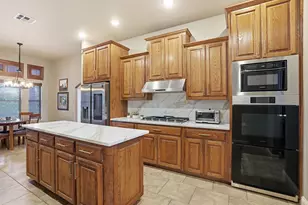 700 Briar Ridge Dr, Keller, TX 76248 - Photo 10