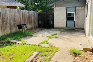 3033 Mccarthy St, Irving, TX 75062 - Photo 24