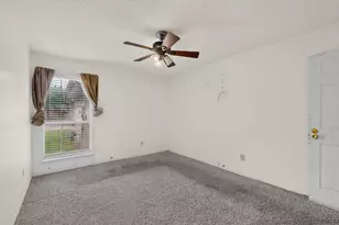 1826 McAlaster St, Cedar Hill, TX 75104 - Photo 16