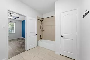 7707 Boulder Sunstone Ln, Conroe, TX 77304 - Photo 18