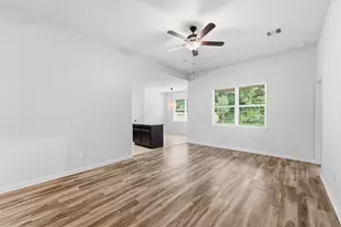 7707 Boulder Sunstone Ln, Conroe, TX 77304 - Photo 6