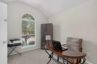404 Castle St, DeSoto, TX 75115 - Photo 4