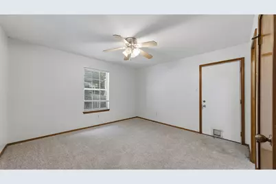1406 S Elm Street, Weatherford, TX 76086 - Photo 10