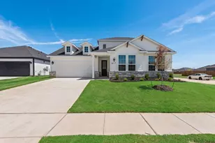 617 Marcus Ln, Crowley, TX 76036 - Photo 2