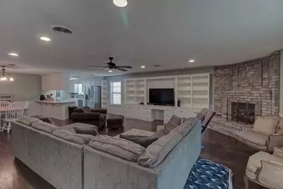 1911 Cypress Court, Gainesville, TX 76240 - Photo 10