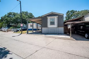 3214 La Sombra, Grand Prairie, TX 75050 - Photo 2