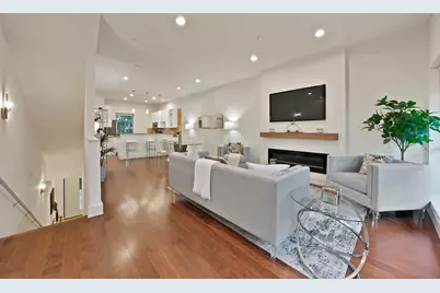 4111 Newton Avenue #38, Dallas, TX 75219 - Photo 4