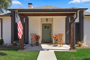 205 N Forest Ln, Double Oak, TX 75077 - Photo 32