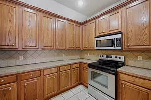 2704 Rex Cruse Dr, Sherman, TX 75092 - Photo 16