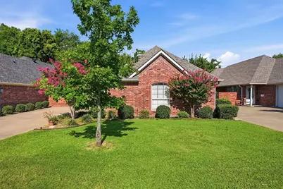2704 Rex Cruse Drive, Sherman, TX 75092 - Photo 2