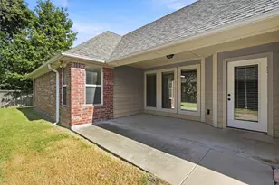 2704 Rex Cruse Dr, Sherman, TX 75092 - Photo 32