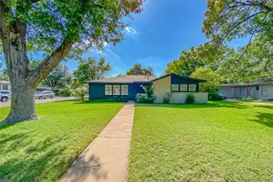 1201 Albany St, Abilene, TX 79605 - Photo 2