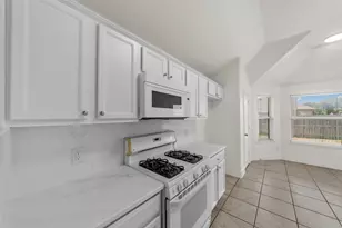 3004 Sweetleaf Dr, Little Elm, TX 75068 - Photo 8