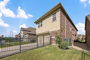 6923 Birch Creek Dr, Irving, TX 75063 - Photo 32