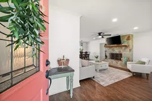 2003 Hamilton Ln, Corsicana, TX 75109 - Photo 4