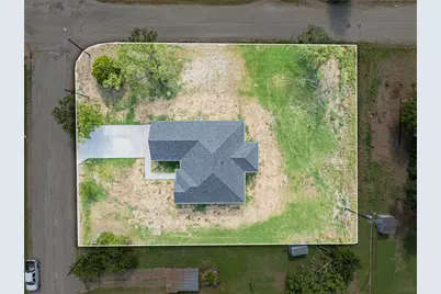 614 W Wheeler Street, Breckenridge, TX 76424 - Photo 2