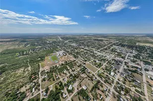 614 W Wheeler St, Breckenridge, TX 76424 - Photo 36