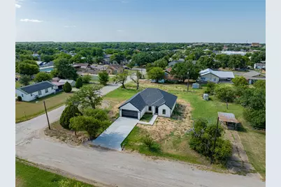 614 W Wheeler Street, Breckenridge, TX 76424 - Photo 28