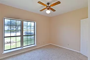 145 E Windsor Dr, Denton, TX 76209 - Photo 20