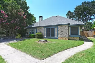 145 E Windsor Dr, Denton, TX 76209 - Photo 4