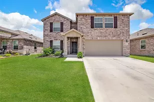 2101 Winding Crk Wy, Denton, TX 76208 - Photo 1