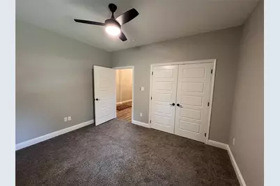 505 S Sky Court, Granbury, TX 76049 - Photo 16