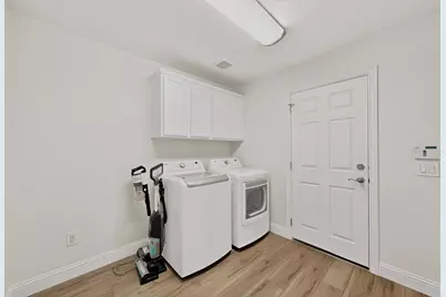 12001 Lockhart Court, Denton, TX 76207 - Photo 30