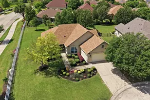 12001 Lockhart Ct, Denton, TX 76207 - Photo 2