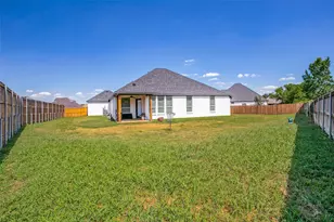 104 Bent Creek Ct, Cleburne, TX 76033 - Photo 24