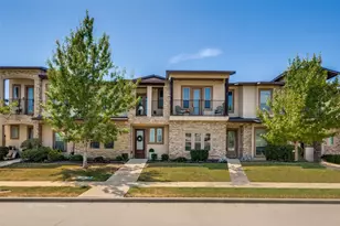 3037 Solana Cir, Denton, TX 76207 - Photo 2