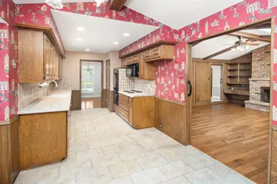 9329 Seagrove Drive, Dallas, TX 75243 - Photo 12