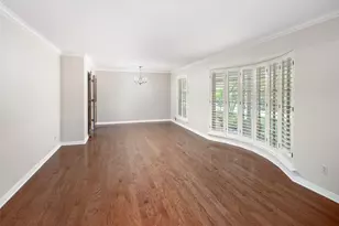 9329 Seagrove Dr, Dallas, TX 75243 - Photo 2