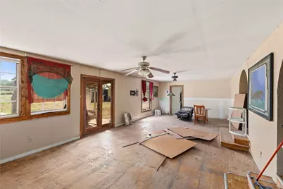 402 E Sherman Street, Mullin, TX 76864 - Photo 2