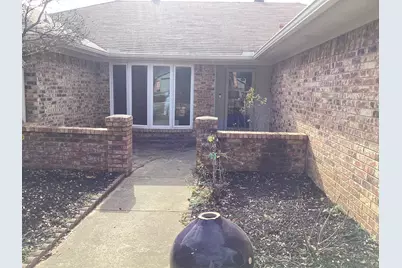 2841 Southridge Drive, Grapevine, TX 76051 - Photo 2