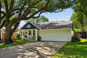 6418 Axton Ln, Dallas, TX 75214 - Photo 2