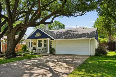 6418 Axton Lane, Dallas, TX 75214 - Photo 2
