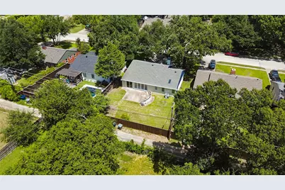 6418 Axton Lane, Dallas, TX 75214 - Photo 32