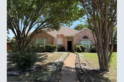 917 Dawson Street, Cedar Hill, TX 75104 - Photo 1