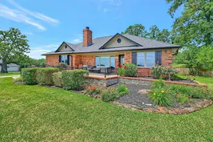 117 Kiowa Dr S, Lake Kiowa, TX 76240 - Photo 2