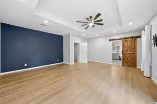 7362 Robinhood Ln, Fort Worth, TX 76112 - Photo 10