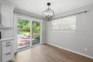 7362 Robinhood Ln, Fort Worth, TX 76112 - Photo 6