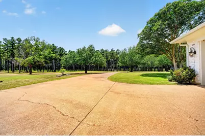 1201 Robbins Road, Athens, TX 75751 - Photo 36