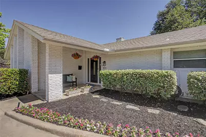 1921 Dakar Road E, Fort Worth, TX 76116 - Photo 4