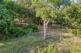 13539 Chapel Rd, Lorena, TX 76655 - Photo 36