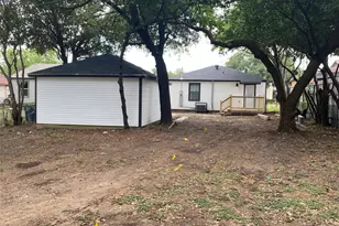 2211 W Illinois Ave, Dallas, TX 75224 - Photo 10