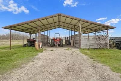 9711 Jim Christal Road, Krum, TX 76249 - Photo 38