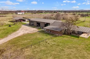 9711 Jim Christal Rd, Krum, TX 76249 - Photo 6